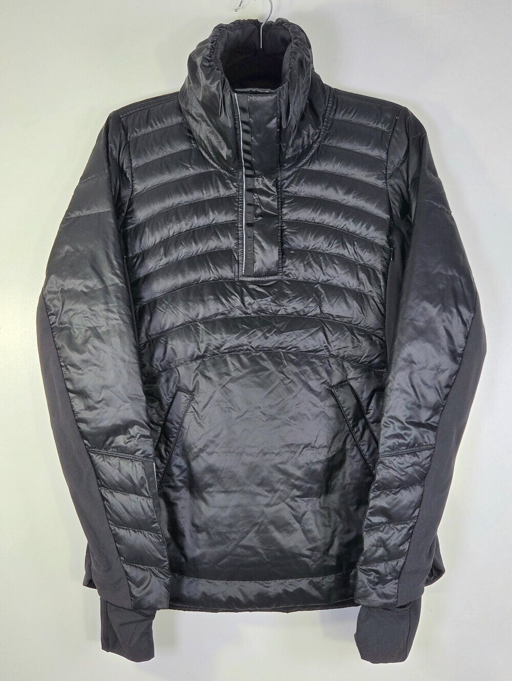 LULULEMON ATHLETICA DOWN FOR A RUN PULLOVER PUFFER JACKET.